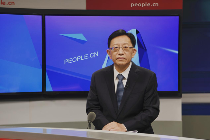 中國節(jié)能環(huán)保集團有限公司黨委書記、董事長宋鑫做客人民網(wǎng)。人民網(wǎng)記者 王曉嘯 攝