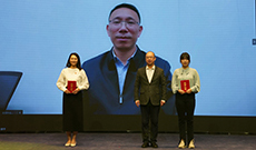 ���߼�ح����W(w��ng)�hί��(sh��)ӛ�������L(zh��ng)�������~�����c��ƽ��Ӣ�ۡ���Ӱ